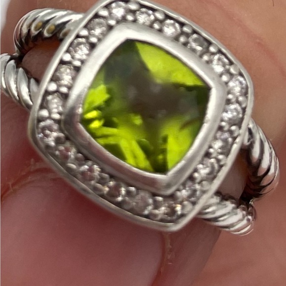 David Yurman Petite Peridot Sterling Silver Ring. Size 4.5 - Picture 12 of 12